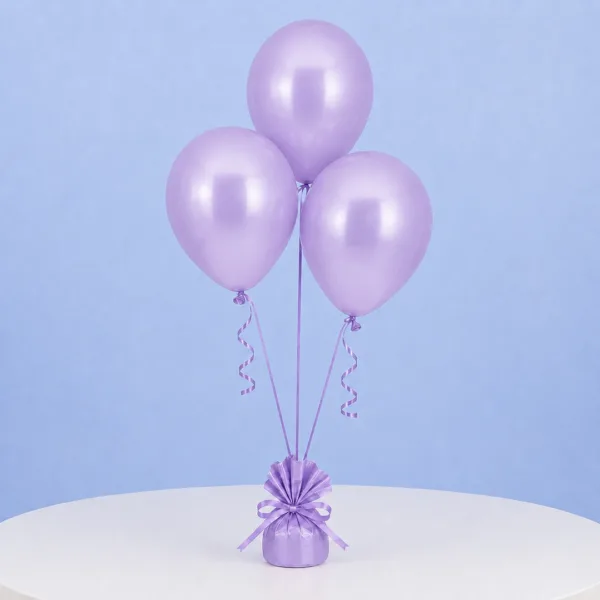 purple-balloons_2026 Set of 3 purple balloons with sticks and cups, ideal for elegant decorations at birthdays and special occasions.