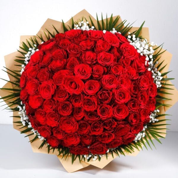 Beauty In Red rose bouquet by Black Tulip Flowers