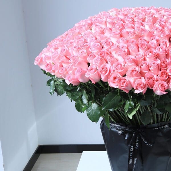 Pure Revival (4) large bouquet delivery in qatar