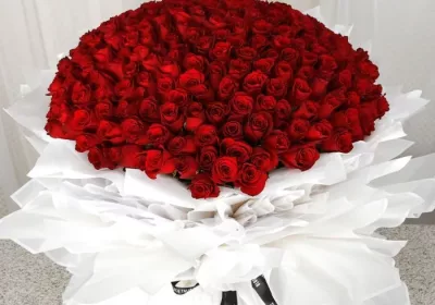 200 Red Roses Bouquet by Black Tulip Flowers