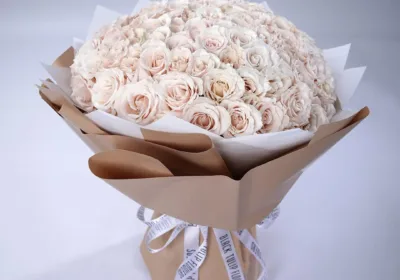 Creamy Bouquet 100 stems of white roses