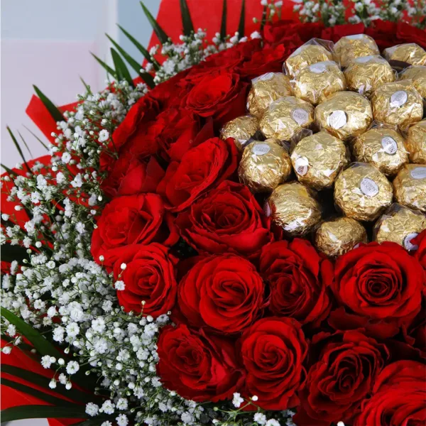 02-50 (1) Queen of red roses bouquet