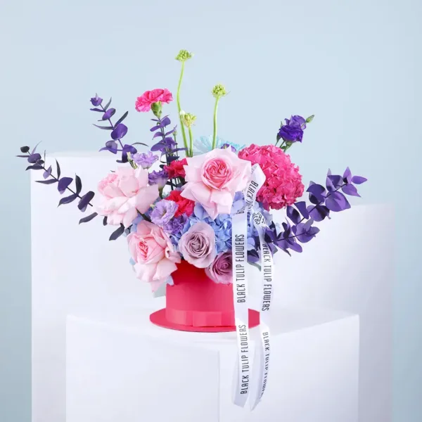 Images-1 Red Hatbox Mixed Flowers online