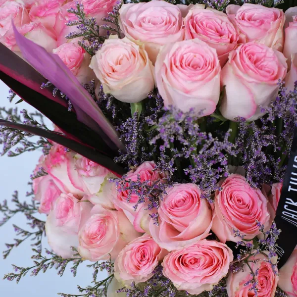 Love-struck Pink Centerpiece1 Love Pink Centerpiece