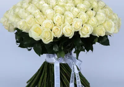 Tempting White Roses Bouquet online