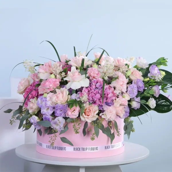 01-30 Creamy Dream Floral Hat Box