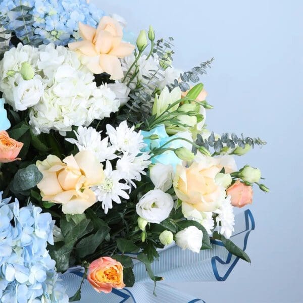 blue-hydrangea-bouquet_03