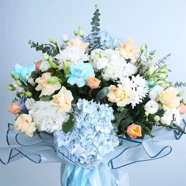 blue-hydrangea-bouquet_04