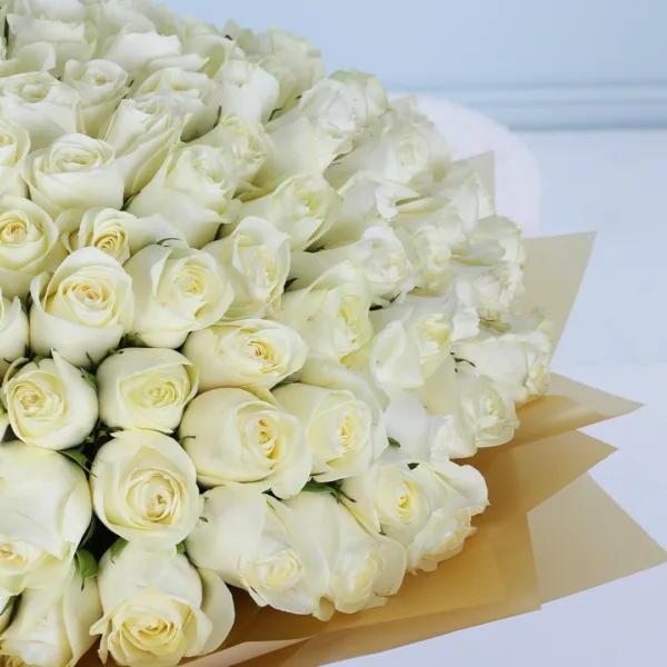 luxury-white-rose-bouquet_04