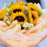 sunflower-bouquet-fresh-fruit-cake_04